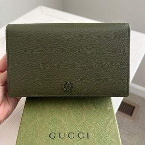 GG MARMONT CHAIN WALLET